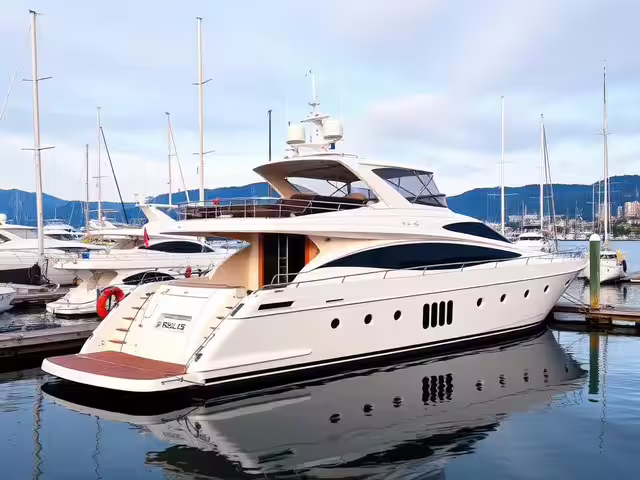 Azimut Grande 100