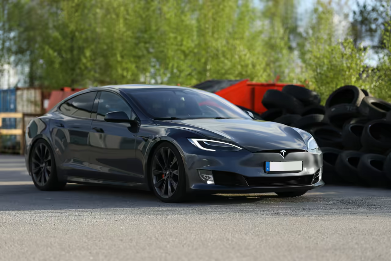 Tesla Model S Plaid